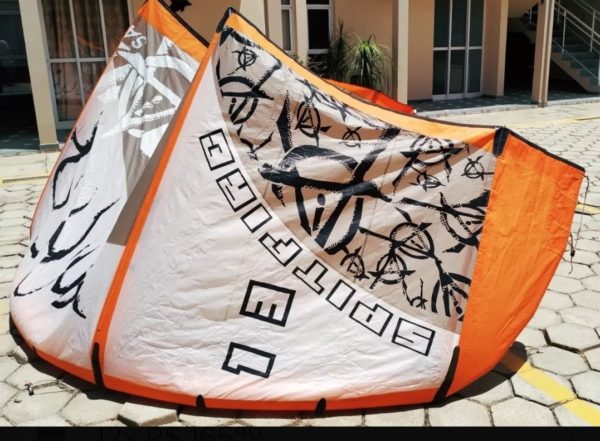 2 Kites Caution/spitfire 11m/13m - 2011 - VENDIDO! - Imagem 8