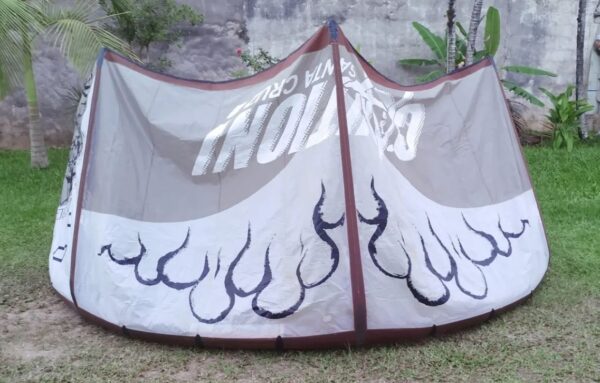 2 Kites Caution/spitfire 11m/13m - 2011 - VENDIDO! - Imagem 3