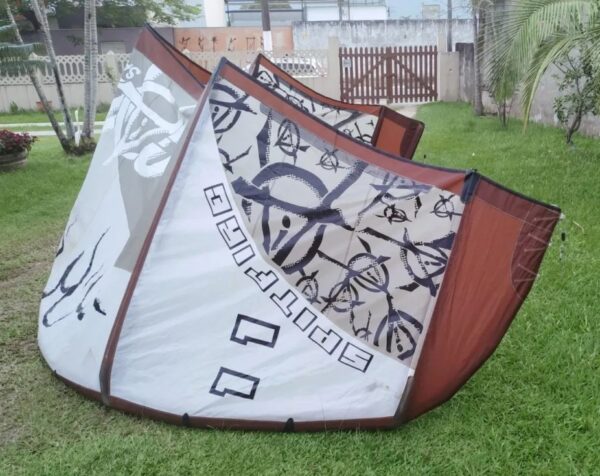 2 Kites Caution/spitfire 11m/13m - 2011 - VENDIDO! - Imagem 9